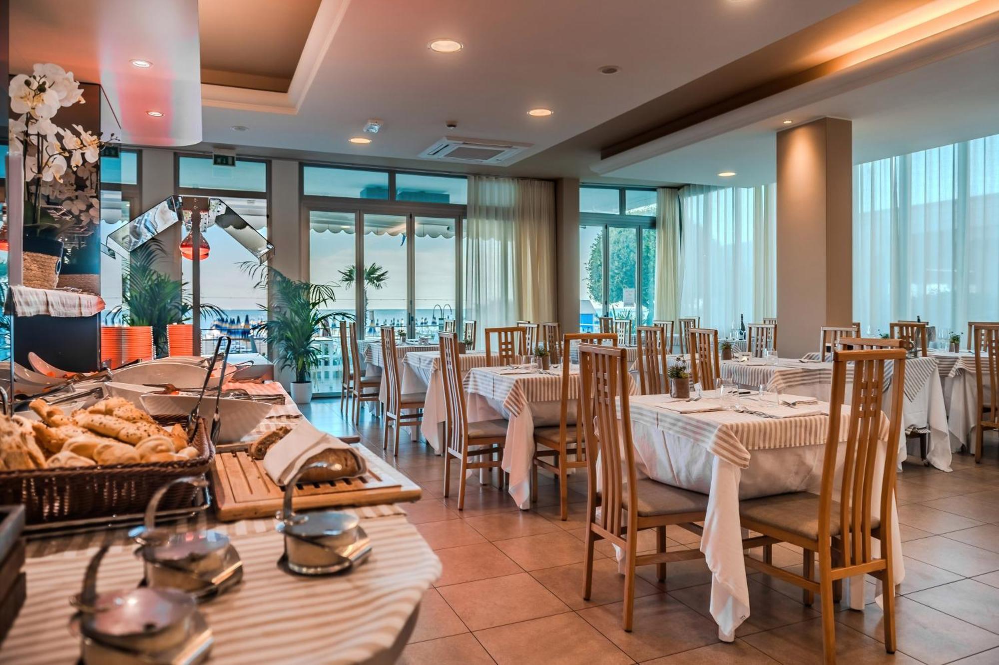 Hotel Orizzonte リド・ディ・イエゾロ エクステリア 写真